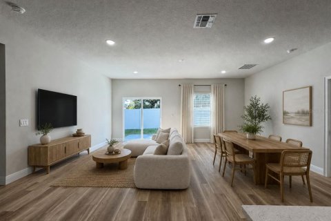 House in Ocala, Florida 4 bedrooms, 170.29 sq.m. № 2388905 - photo 5