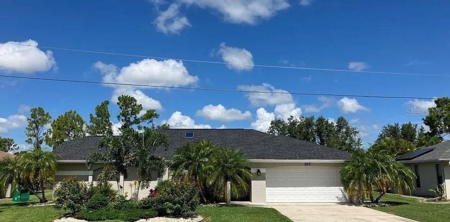 House in Punta Gorda, Florida 3 bedrooms, 134.24 sq.m. № 2156491