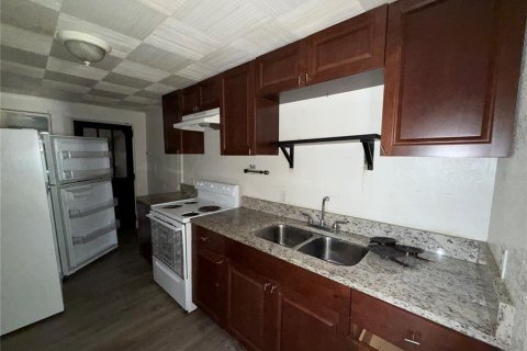 Apartamento en alquiler en Kissimmee, Florida, 1 dormitorio, 143.53 m2 № 2097888 - foto 7