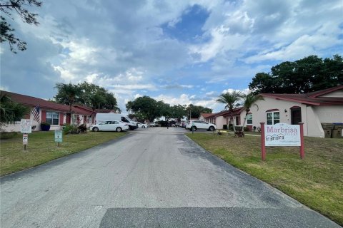 Townhouse in Kissimmee, Florida 2 bedrooms, 81.29 sq.m. № 1688450 - photo 2