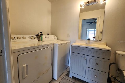 Townhouse in Kissimmee, Florida 2 bedrooms, 81.29 sq.m. № 1688450 - photo 13