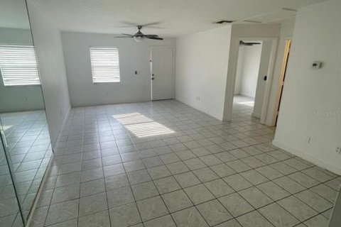 Townhouse in Kissimmee, Florida 2 bedrooms, 81.29 sq.m. № 1688450 - photo 3