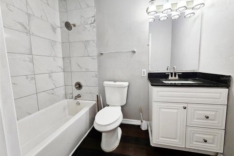 Купить виллу или дом в Тампа, Флорида 3 комнаты, 90.67м2, № 1754428 - фото 7