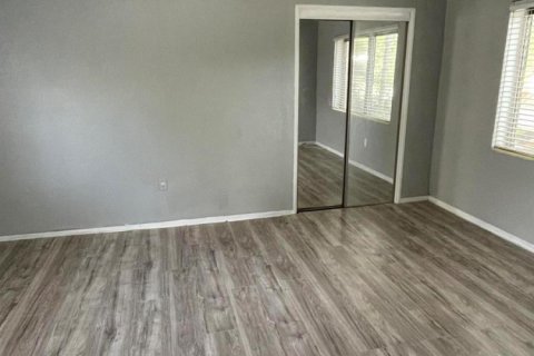 Immobilier commercial à vendre à Hollywood, Floride: 137.12 m2 № 2350909 - photo 9