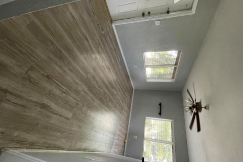 Immobilier commercial à vendre à Hollywood, Floride: 137.12 m2 № 2350909 - photo 12