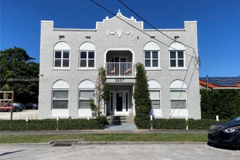 Appartement à louer à Miami, Floride: 1 chambre, 46.45 m2 № 1863980 - photo 1
