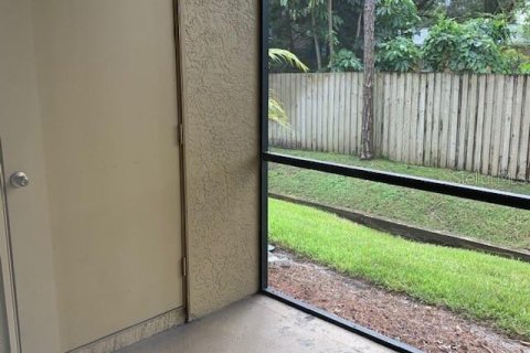 Condo in Largo, Florida, 2 bedrooms  № 1912407 - photo 3