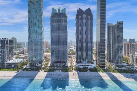 Condo in Sunny Isles Beach, Florida, 1 bedroom  № 1868069 - photo 5
