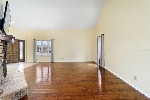 Купить виллу или дом в Даннеллон, Флорида 12 комнат, 218.41м2, № 1560152 - фото 12