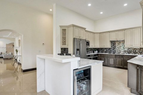 House in Davie, Florida 5 bedrooms, 466.83 sq.m. № 1833884 - photo 13