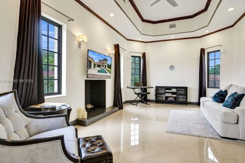 House in Davie, Florida 5 bedrooms, 466.83 sq.m. № 1833884 - photo 22