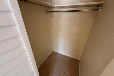 Condo in Tampa, Florida, 2 bedrooms  № 1873686 - photo 20