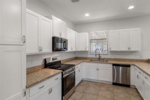 Villa ou maison à vendre à Weeki Wachee, Floride: 3 chambres, 159.7 m2 № 2221432 - photo 7