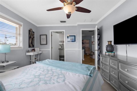 House in Port Charlotte, Florida 3 bedrooms, 158.03 sq.m. № 1916385 - photo 21