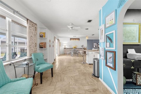 House in Port Charlotte, Florida 3 bedrooms, 158.03 sq.m. № 1916385 - photo 16