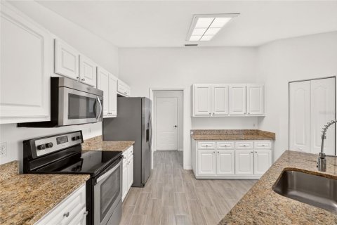 Casa en venta en Gainesville, Florida, 4 dormitorios, 170.38 m2 № 2323154 - foto 28