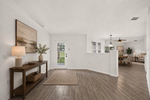 Casa en venta en Gainesville, Florida, 4 dormitorios, 170.38 m2 № 2323154 - foto 9
