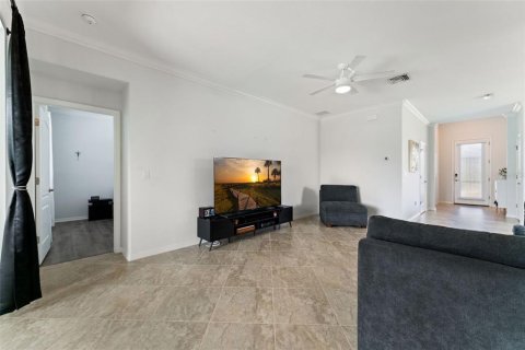 House in Fort Myers, Florida 3 bedrooms, 155.8 sq.m. № 1795095 - photo 13