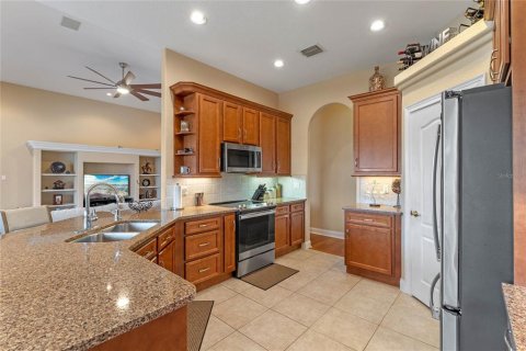 Villa ou maison à louer à Orlando, Floride: 5 chambres, 315.68 m2 № 1813328 - photo 17