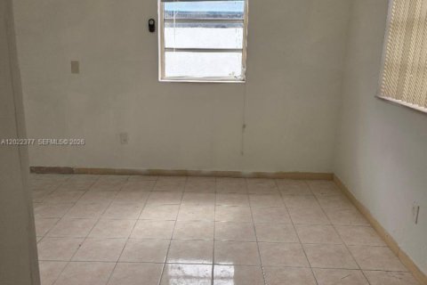 Casa en venta en Homestead, Florida, 4 dormitorios, 159.88 m2 № 2169952 - foto 12