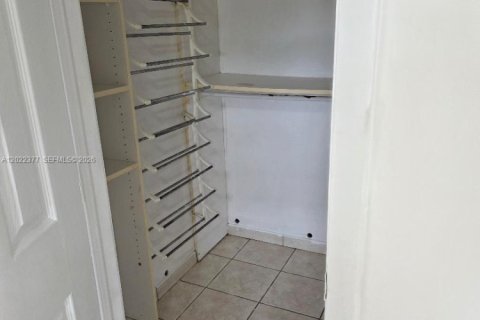 Casa en venta en Homestead, Florida, 4 dormitorios, 159.88 m2 № 2169952 - foto 10