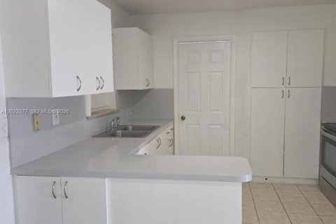 Casa en venta en Homestead, Florida, 4 dormitorios, 159.88 m2 № 2169952 - foto 17