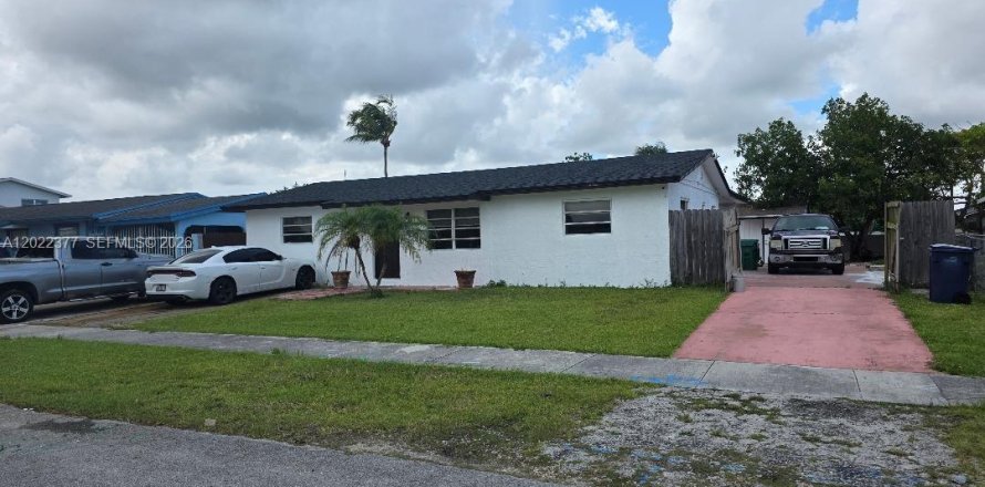 Casa en Homestead, Florida 4 dormitorios, 159.88 m2 № 2169952