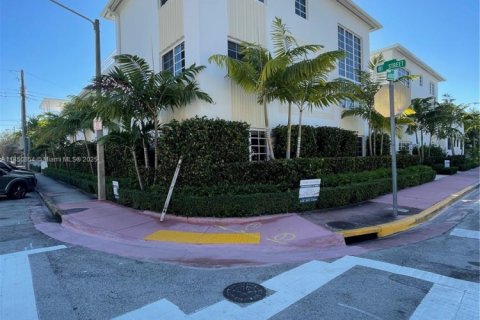 Immobilier commercial à vendre à Miami Beach, Floride № 1855193 - photo 14