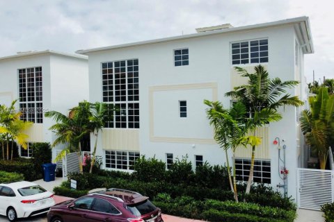 Immobilier commercial à vendre à Miami Beach, Floride № 1855193 - photo 12