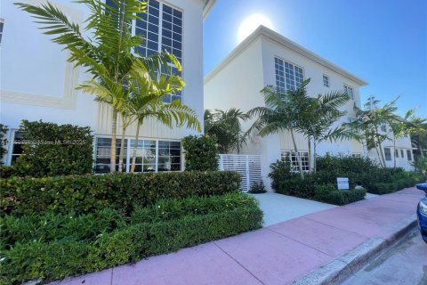 Immobilier commercial à vendre à Miami Beach, Floride № 1855193 - photo 1