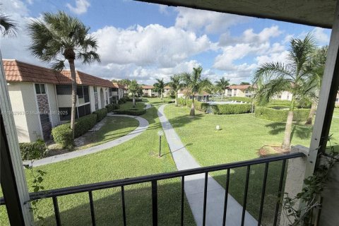 Condominio en venta en Boca Raton, Florida, 2 dormitorios, 81.2 m2 № 1955668 - foto 17