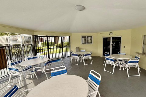 Купить кондоминиум в Бока-Ратон, Флорида 2 спальни, 81.2м2, № 1955668 - фото 22