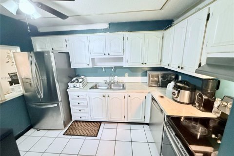 Condo in Boca Raton, Florida, 2 bedrooms  № 1955668 - photo 8