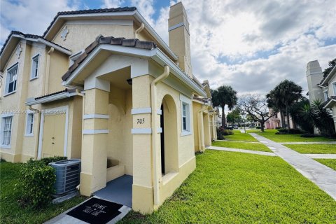 Condo in North Lauderdale, Florida, 2 bedrooms  № 2078514