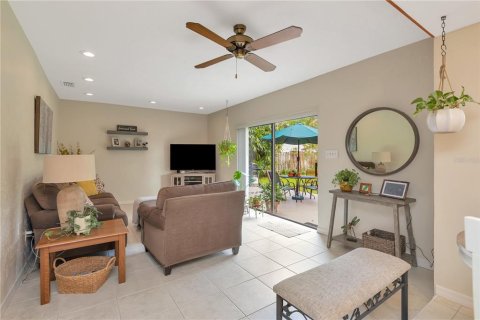 Villa ou maison à vendre à Largo, Floride: 3 chambres, 153.85 m2 № 1755238 - photo 17