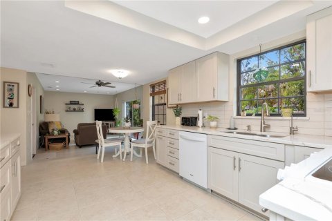 Villa ou maison à vendre à Largo, Floride: 3 chambres, 153.85 m2 № 1755238 - photo 12