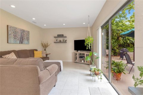 Villa ou maison à vendre à Largo, Floride: 3 chambres, 153.85 m2 № 1755238 - photo 18