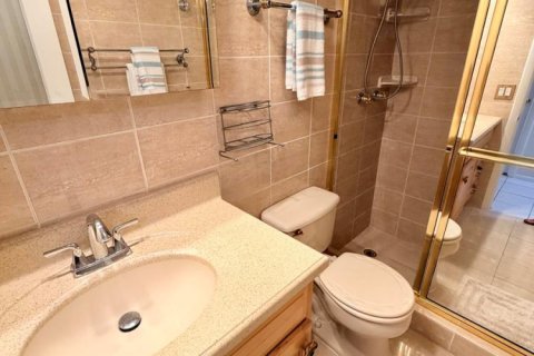 Condo in Pompano Beach, Florida, 2 bedrooms  № 2085928 - photo 9