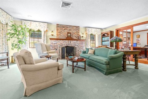 House in Lake Wales, Florida 4 bedrooms, 259.75 sq.m. № 1873018 - photo 22