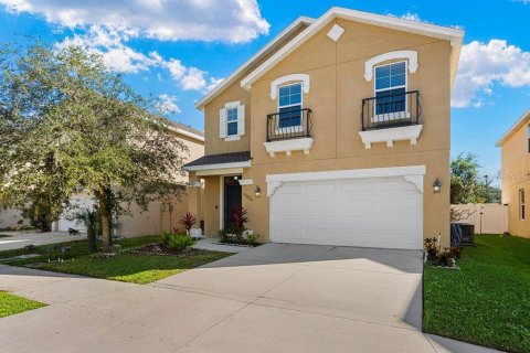 Villa ou maison à vendre à Bradenton, Floride: 5 chambres, 227.24 m2 № 2416495 - photo 2