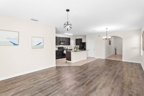 Villa ou maison à vendre à Bradenton, Floride: 5 chambres, 227.24 m2 № 2416495 - photo 17