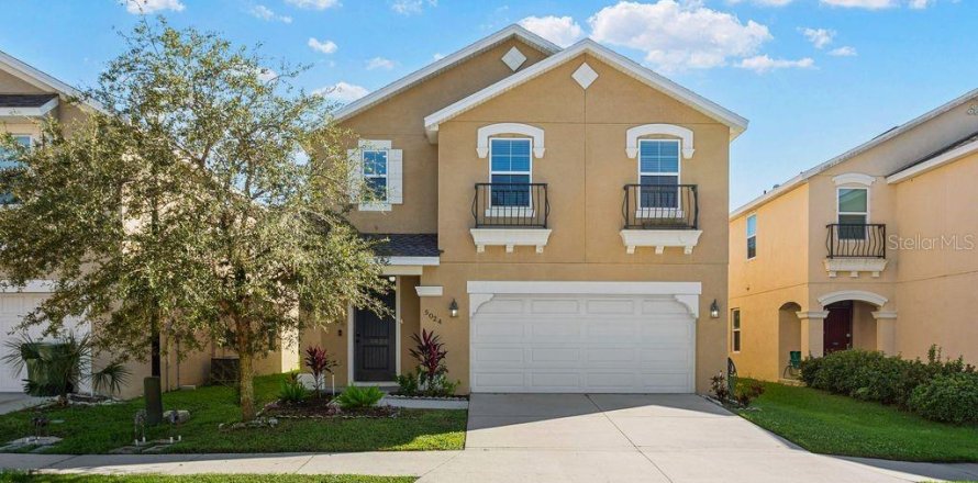 Villa ou maison à Bradenton, Floride 5 chambres, 227.24 m2 № 2416495
