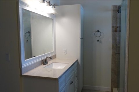 House in Orlando, Florida 3 bedrooms, 160.44 sq.m. № 2210507 - photo 24