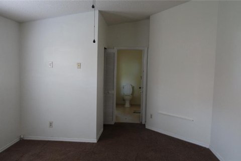 House in Orlando, Florida 3 bedrooms, 160.44 sq.m. № 2210507 - photo 22