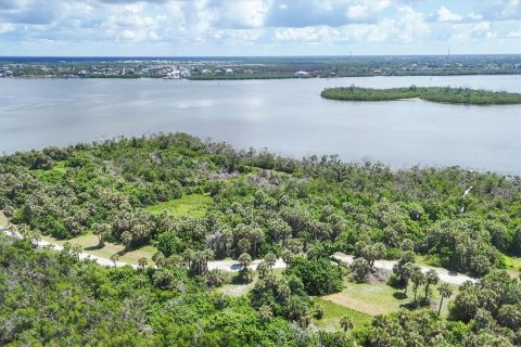 Terreno en venta en Placida, Florida № 1912911 - foto 22