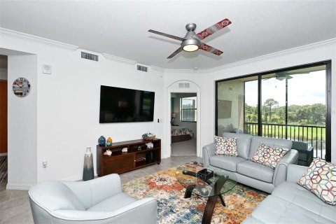Condominio en alquiler en Lakewood Ranch, Florida, 3 dormitorios, 139.35 m2 № 218780 - foto 4