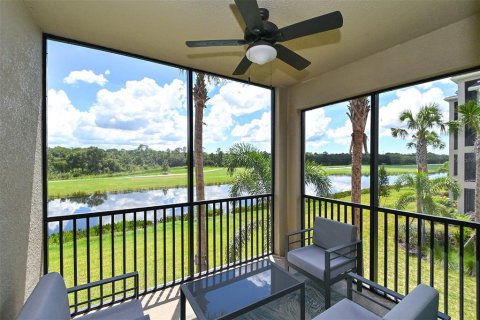 Condominio en alquiler en Lakewood Ranch, Florida, 3 dormitorios, 139.35 m2 № 218780 - foto 27