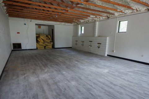 Commercial property in Gainesville, Florida 178.37 sq.m. № 2379817 - photo 4