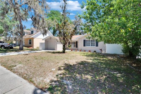 Villa ou maison à vendre à Tampa, Floride: 3 chambres, 126.53 m2 № 2108377 - photo 2