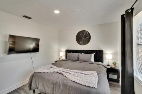 Villa ou maison à vendre à Tampa, Floride: 3 chambres, 126.53 m2 № 2108377 - photo 19